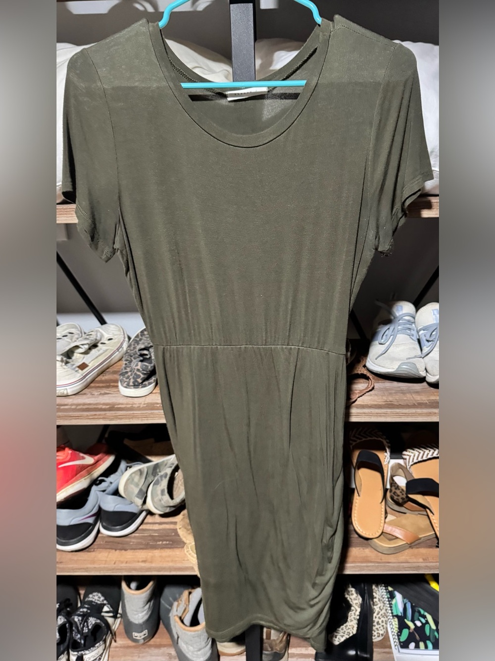 Reborn J Olive Green Midi Short Sleeve Dress